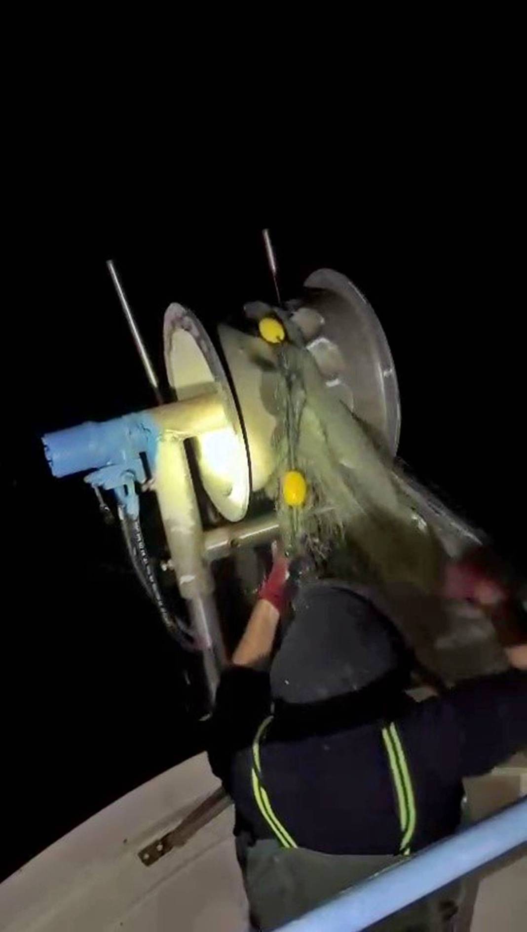 O kentte hamsinin kilosu 50 TL'ye kadar düştü! Fiyatı gören kasa kasa alıyor 10